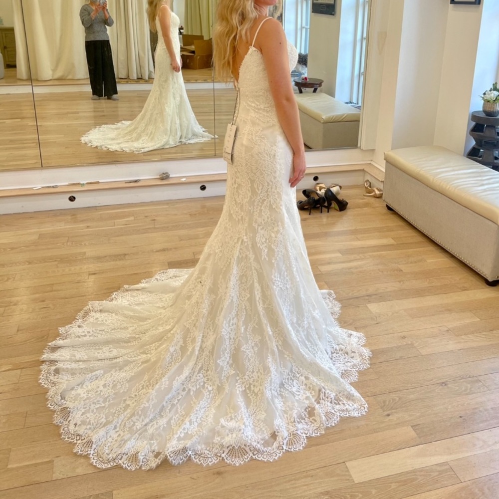 Justin Alexander Wedding dress